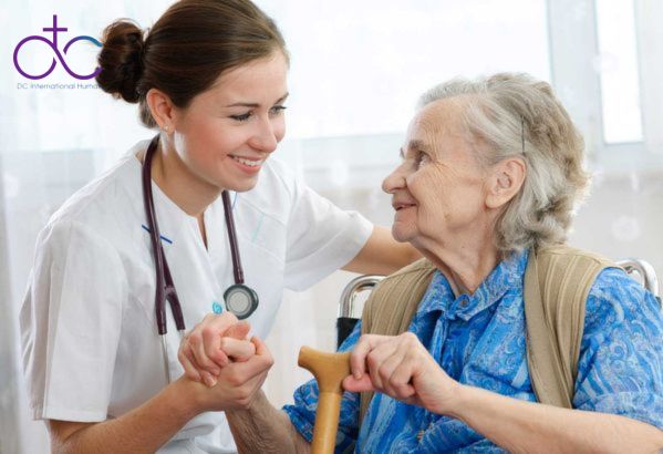Những lợi thế "vàng" của lao động lớn tuổi khi làm Điều dưỡng viên tại Nhật Bản