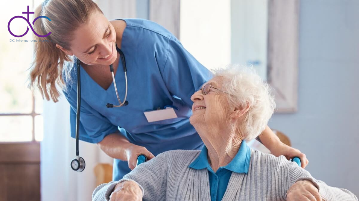 Nhật Bản hiện đang đối mặt với tình trạng già hóa dân số kỷ lục, dẫn đến nhu cầu khổng lồ về nhân lực ngành điều dưỡng.